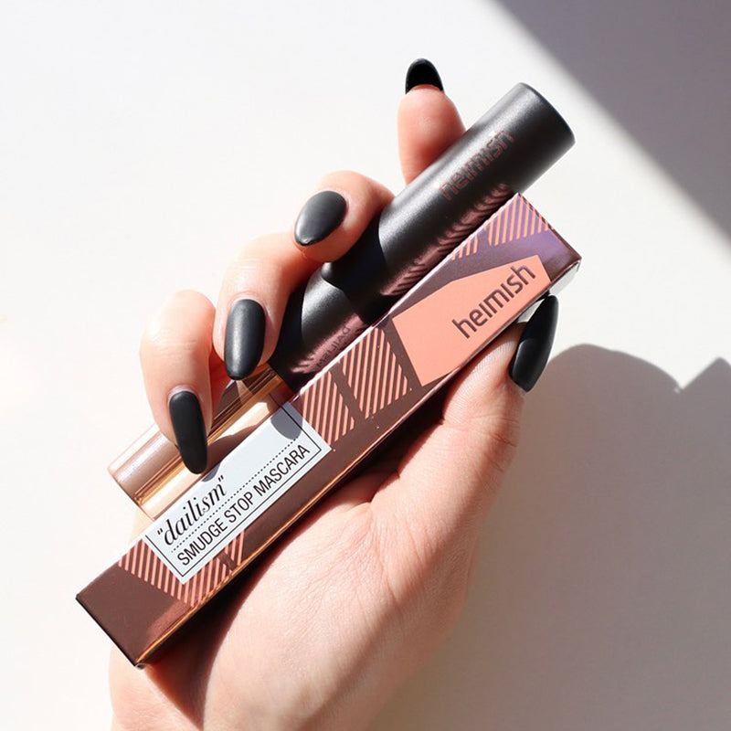 Dailism Smudge Stop Mascara – Curling & Volumen